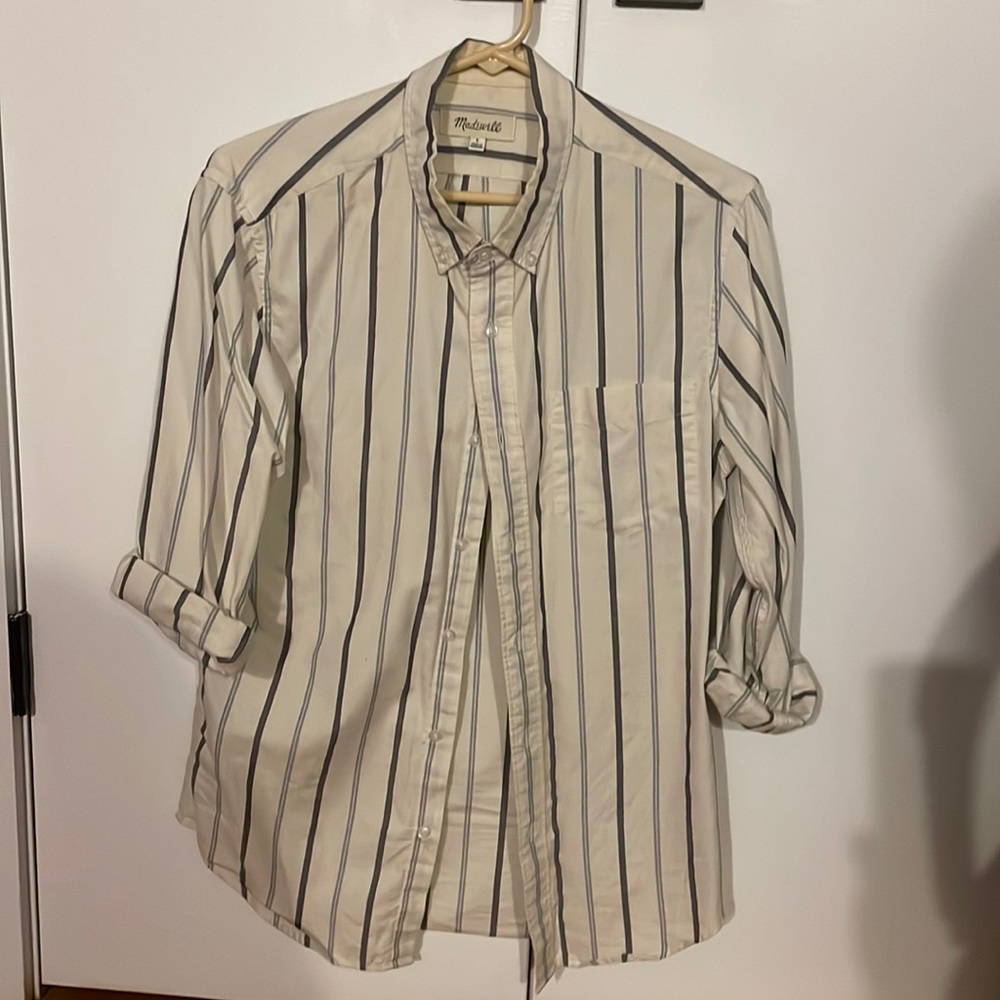 Madewell small button-up shirt